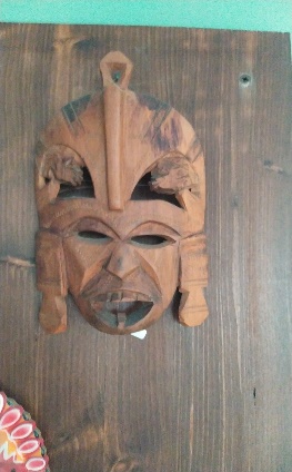 Maschera in legno