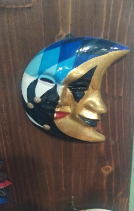 Maschera lunare decorativa